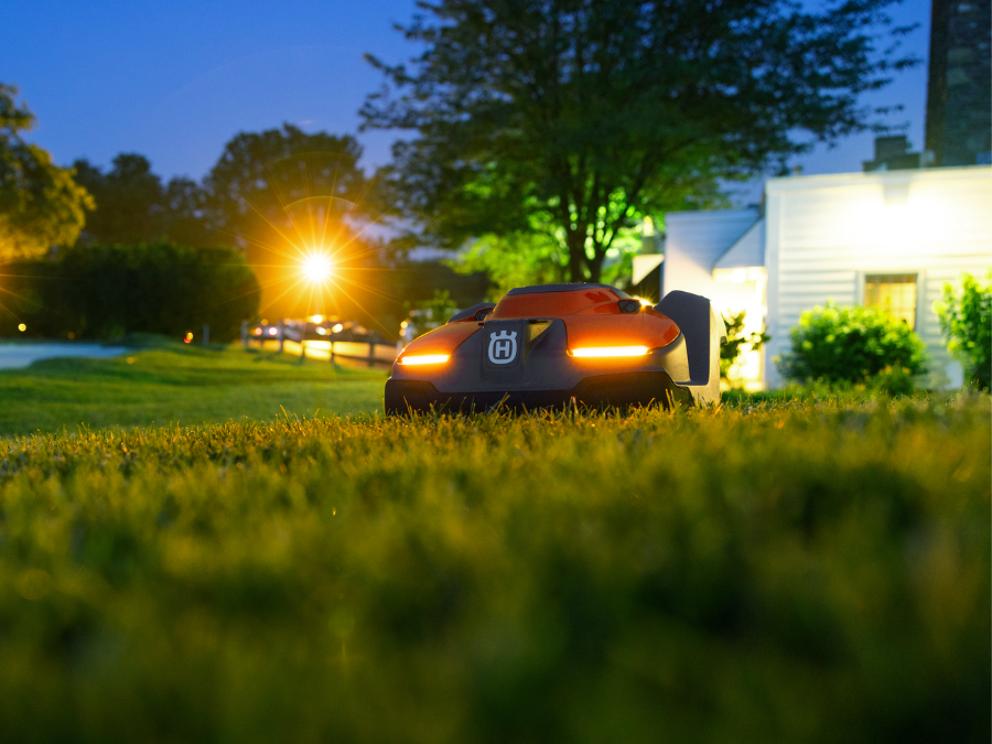 Husqvarna battery equipment in action